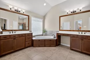 2791 Hidden Hollow Ln, Conroe, TX 77385 - Photo 26