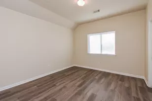7542 Autumn Sun Dr, Houston, TX 77083 - Photo 28