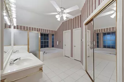 8122 Malardcrest Drive, Humble, TX 77346 - Photo 10