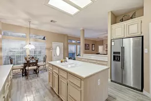 8122 Malardcrest Dr, Humble, TX 77346 - Photo 4