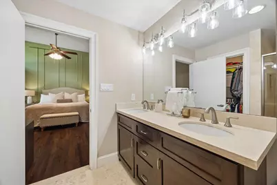5130 Kingfisher Drive, Houston, TX 77035 - Photo 20