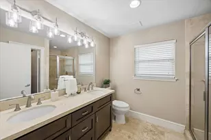5130 Kingfisher Dr, Houston, TX 77035 - Photo 18