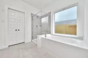 11806 Royal Willow Ln, Houston, TX 77066 - Photo 18
