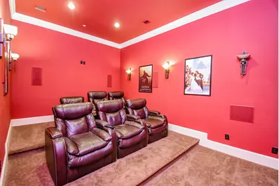 11910 Heritage Lane, Houston, TX 77024 - Photo 22
