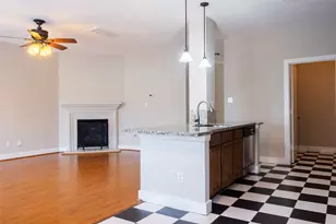 11720 Chanteloup Dr, Houston, TX 77047 - Photo 6