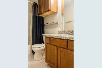 11720 Chanteloup Drive, Houston, TX 77047 - Photo 18