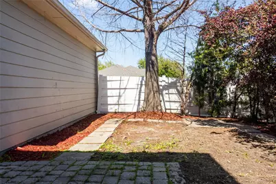 11720 Chanteloup Drive, Houston, TX 77047 - Photo 20