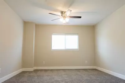 11720 Chanteloup Drive, Houston, TX 77047 - Photo 20