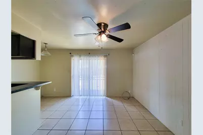 8618 Iron Liege Court, Houston, TX 77088 - Photo 8