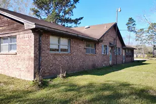 186 Shelter Ln, Livingston, TX 77351 - Photo 6