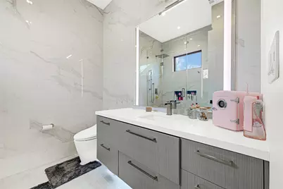 1025 Wakefield Drive, Houston, TX 77018 - Photo 32