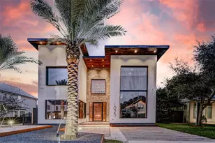 1025 Wakefield Dr, Houston, TX 77018 - Photo 2