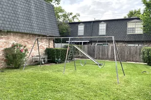 8947 Gaylord Dr, Houston, TX 77024 - Photo 18