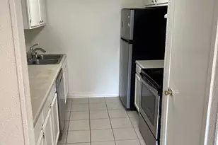 8947 Gaylord Dr, Houston, TX 77024 - Photo 6