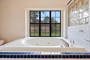 7215 Pleasant Bend Dr, Beaumont, TX 77708 - Photo 18