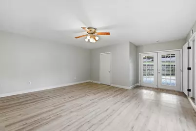 7215 Pleasant Bend Drive, Beaumont, TX 77708 - Photo 20