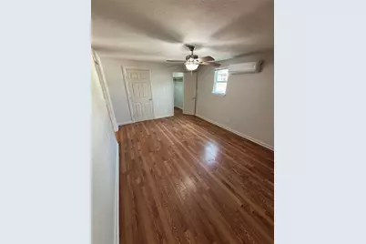 5520 Menard Avenue #2, Galveston, TX 77551 - Photo 8