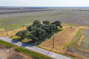 676 Co Rd 426, El Campo, TX 77437 - Photo 34