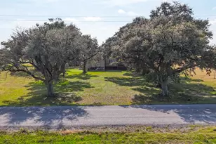 676 Co Rd 426, El Campo, TX 77437 - Photo 38