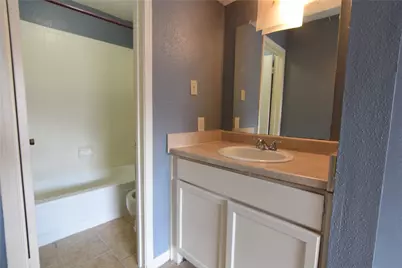 2750 Holly Hall Street #1309, Houston, TX 77054 - Photo 12