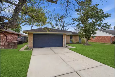 4415 Crofter Glen Drive, Friendswood, TX 77546 - Photo 2