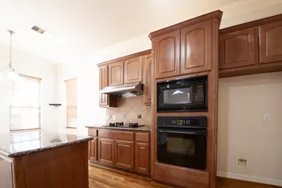 3206 Holly Thicket Drive, Houston, TX 77042 - Photo 12