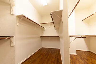 3206 Holly Thicket Drive, Houston, TX 77042 - Photo 32