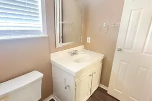 1619 Avenue D, Fresno, TX 77545 - Photo 16