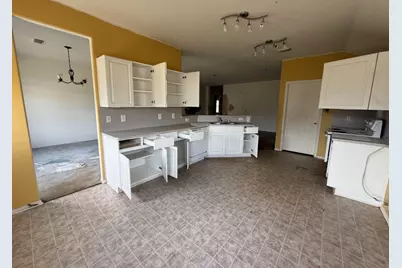 9518 Belleclaire Lane, Houston, TX 77044 - Photo 6