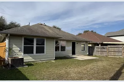 9518 Belleclaire Lane, Houston, TX 77044 - Photo 2