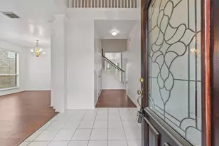 19118 Milloak Dr, Humble, TX 77346 - Photo 2