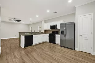11015 Harston Dr, Tomball, TX 77375 - Photo 12