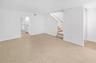1500 Sandy Springs Rd, Houston, TX 77042 - Photo 10