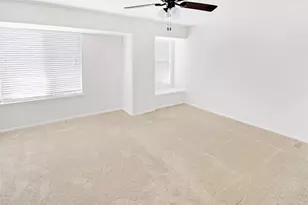 1500 Sandy Springs Rd, Houston, TX 77042 - Photo 16