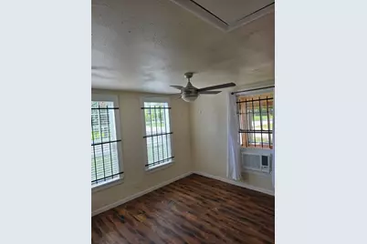 8133 Brandon Street, Houston, TX 77051 - Photo 8