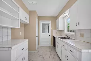 6610 Barney Rd, Houston, TX 77092 - Photo 16
