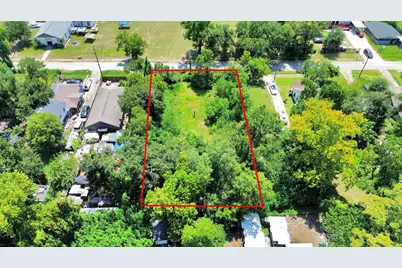 4615 Tronewood Street, Houston, TX 77016 - Photo 18