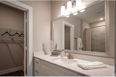 1620 Oak Tree Drive #2105, Houston, TX 77080 - Photo 4