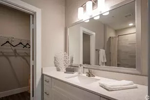 1620 Oak Tree Dr, Houston, TX 77080 - Photo 4