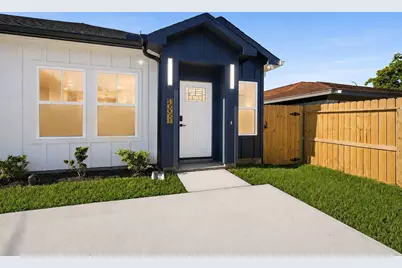 4606 Mallow Street #B, Houston, TX 77051 - Photo 4