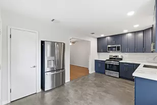 1618 Willowby Dr, Houston, TX 77008 - Photo 12