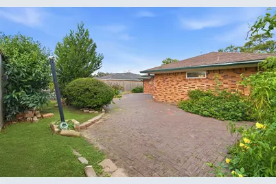 1618 Willowby Drive, Houston, TX 77008 - Photo 30