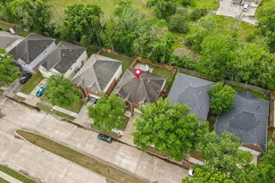 2106 Hawks Rd, Missouri City, TX 77489 - Photo 36