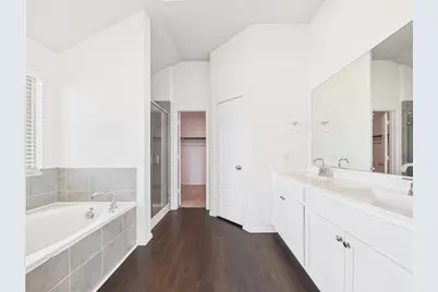 2002 Brisa Lane, Mont Belvieu, TX 77523 - Photo 12