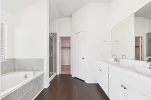 2002 Brisa Ln, Mont Belvieu, TX 77523 - Photo 12