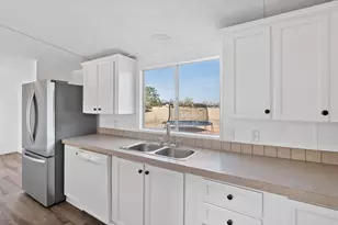 8283 Blue Fire Ln, Franklin, TX 77856 - Photo 20