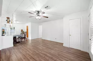 1310 Loper St, Houston, TX 77017 - Photo 4