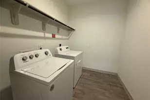 12810 Harlesden Ln, Houston, TX 77047 - Photo 8