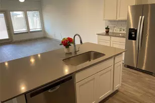 12810 Harlesden Ln, Houston, TX 77047 - Photo 4