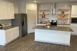 12810 Harlesden Ln, Houston, TX 77047 - Photo 6